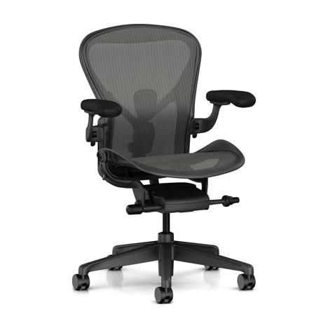 Кресло Herman miller Aeron Размер C, цвет графит