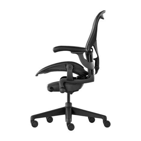 Кресло Herman miller Aeron Размер C, цвет графит