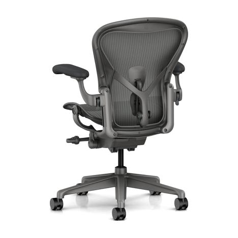 Кресло Herman miller Aeron Цвет Carbon, размер B